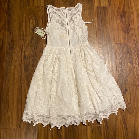 Anthropologie White Pineapple Dress - Picture 3 of 6